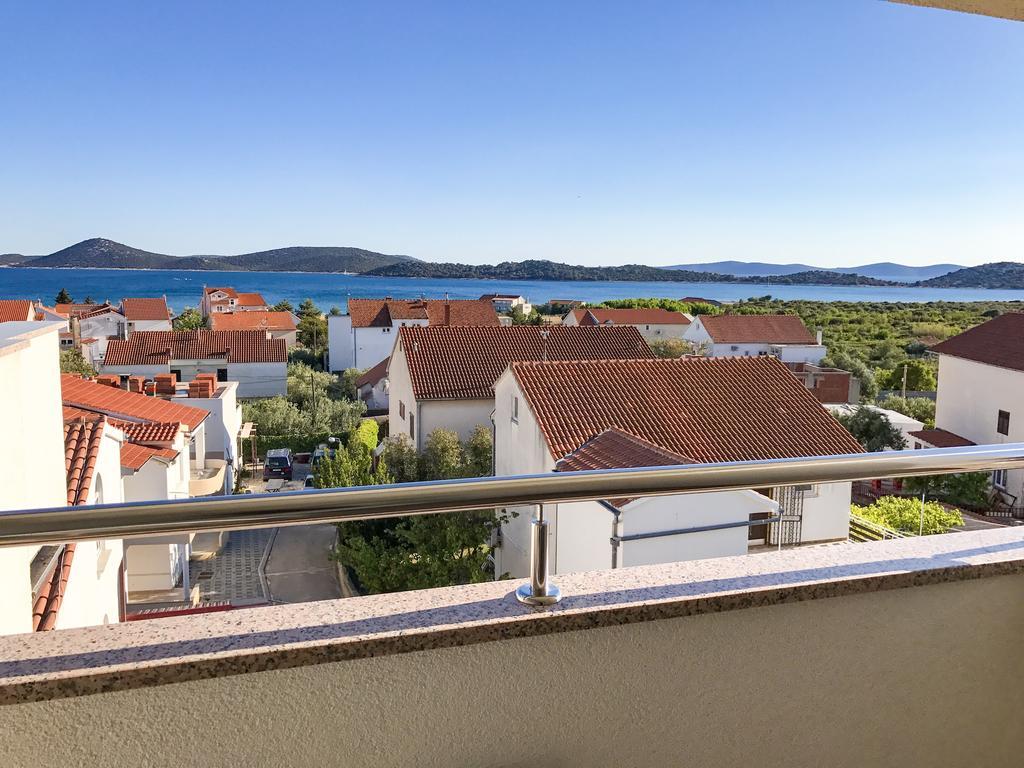 Apartments Valentino Водице Экстерьер фото