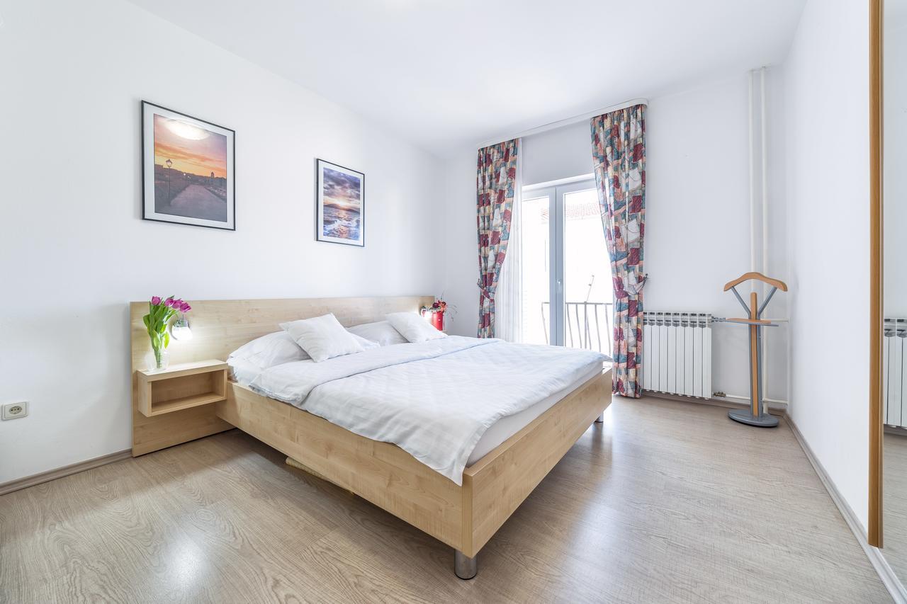 Apartments Valentino Водице Экстерьер фото