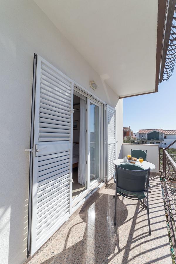 Apartments Valentino Водице Экстерьер фото